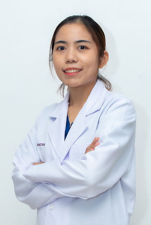 แพทย์หญิงขวัญจันทร์ ขัมพานนท์