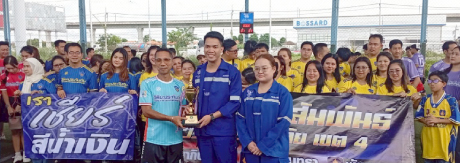 ให้การสนับสนุนรถพยาบาลฉุกเฉิน“กีฬาสีวิริยะประกันภัย”